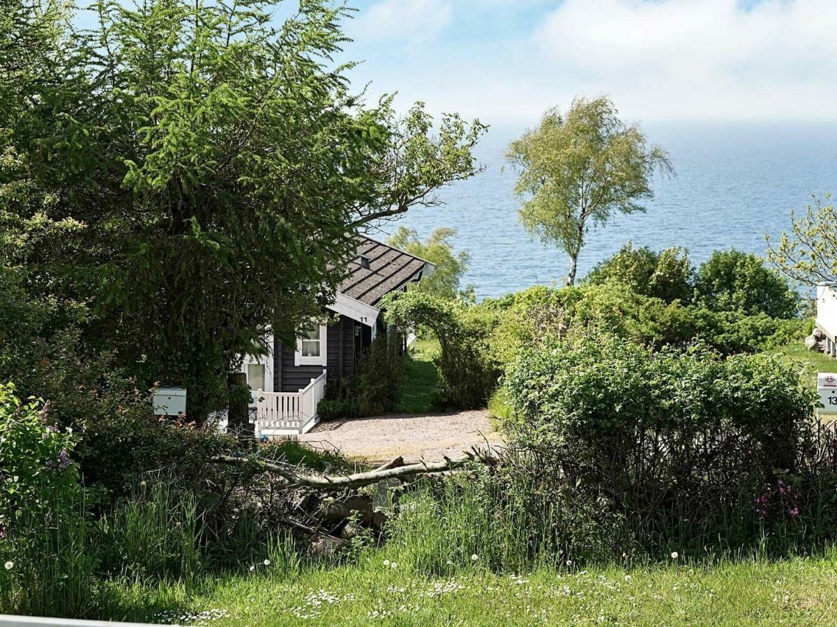 Three-Bedroom Holiday Home In Hasle 3 Vang  Zewnętrze zdjęcie